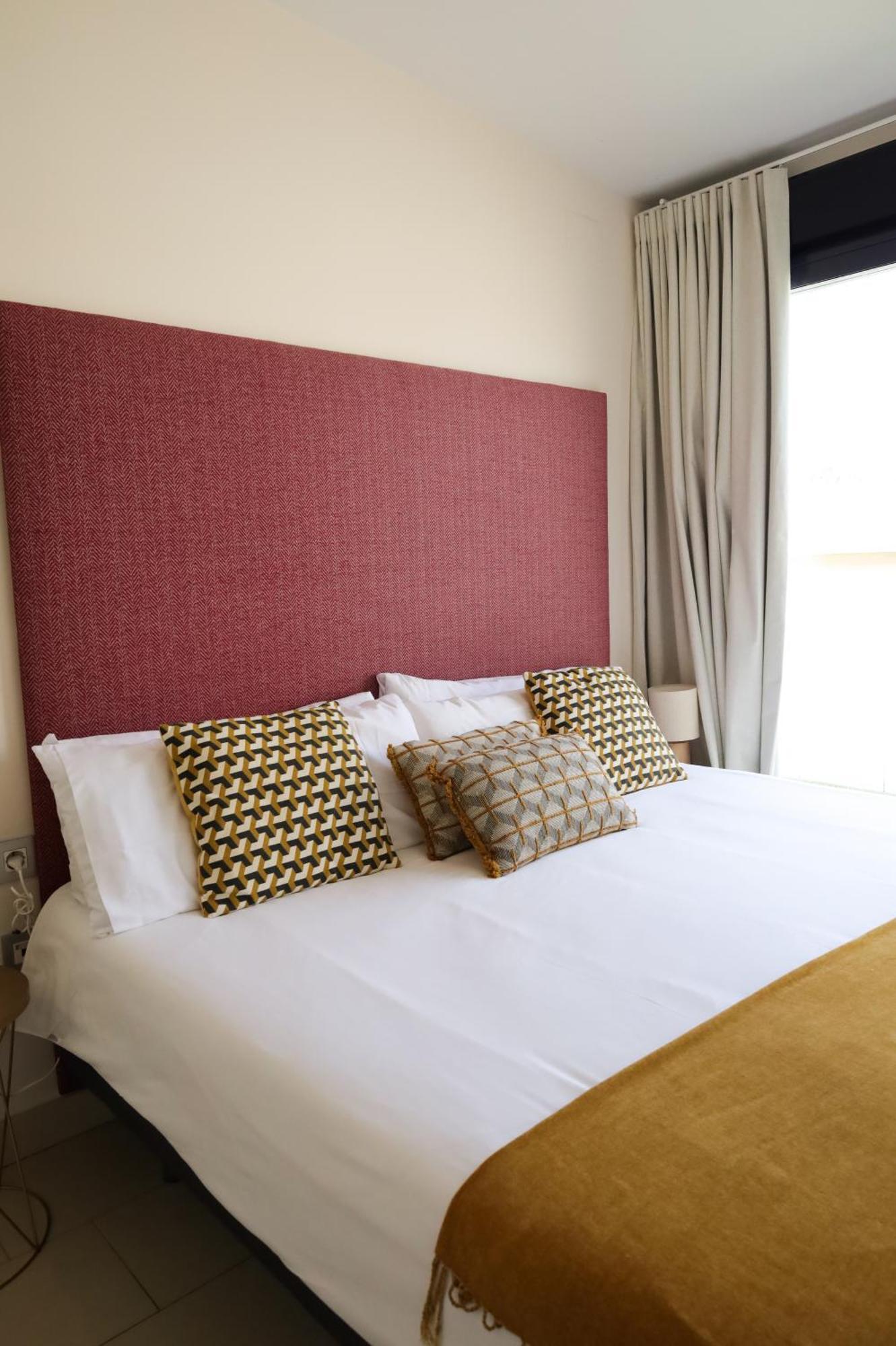 Guzman El Bueno Suites Sevilla Exteriör bild