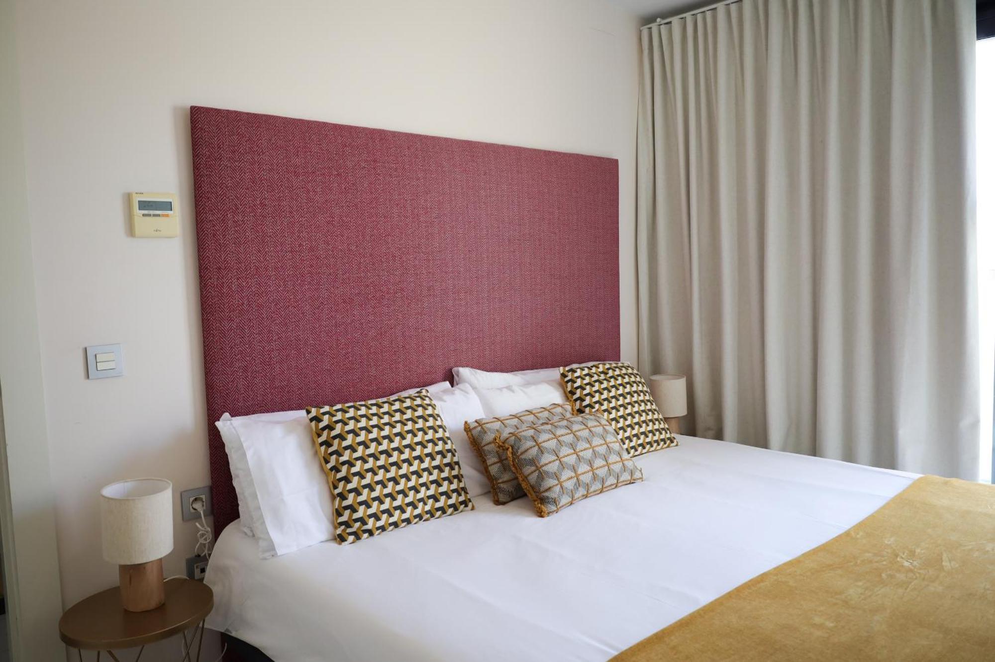 Guzman El Bueno Suites Sevilla Exteriör bild