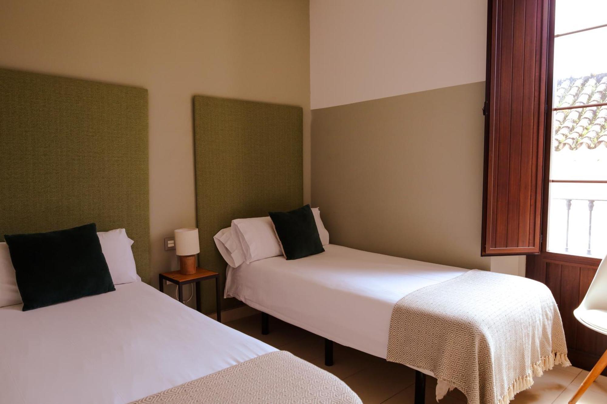 Guzman El Bueno Suites Sevilla Exteriör bild